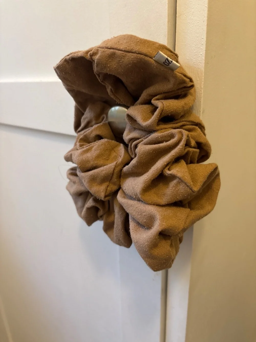 Ozma Big Silk Scrunchie